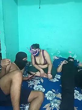 hotty_manisha from StripChat is Freechat