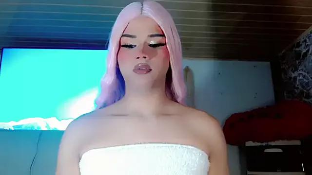 I_AM_HONEY_AMBAR from StripChat is Freechat