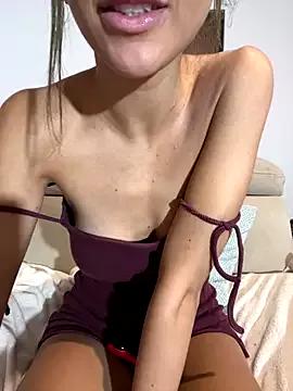 iamKylaBaby from StripChat is Freechat