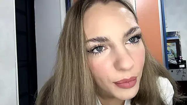 Check out our webcam shows gallery and message on a personal level with our sweet squirt cams hosts, showing off their natural physiques and sex toys.