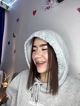 Check out our webcam shows gallery and message on a personal level with our sweet squirt cams hosts, showing off their natural physiques and sex toys.