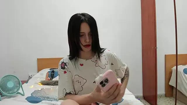 Check out our webcam shows gallery and message on a personal level with our sweet squirt cams hosts, showing off their natural physiques and sex toys.