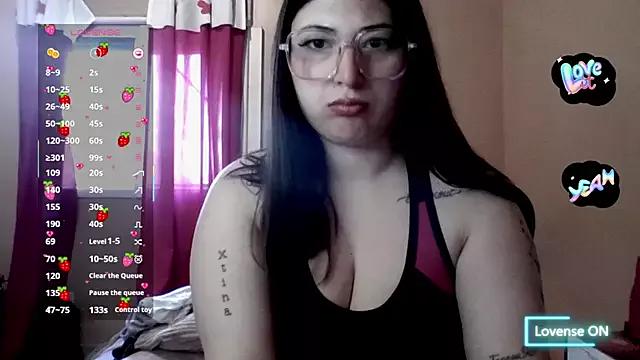 Check out our webcam shows gallery and message on a personal level with our sweet squirt cams hosts, showing off their natural physiques and sex toys.