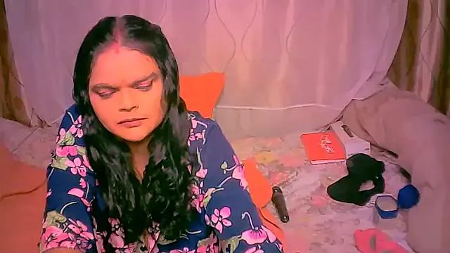 IndianAriana from StripChat is Freechat