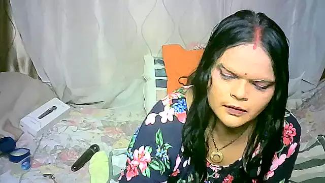 IndianAriana from StripChat is Freechat