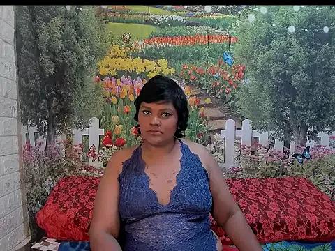 indianmeeka from StripChat is Freechat