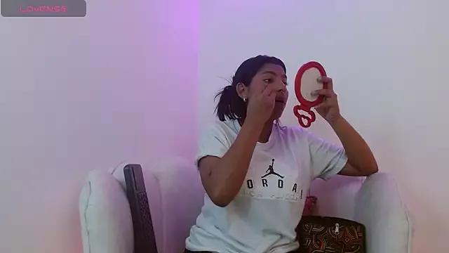 Innocent_Ivonne_ from StripChat is Freechat