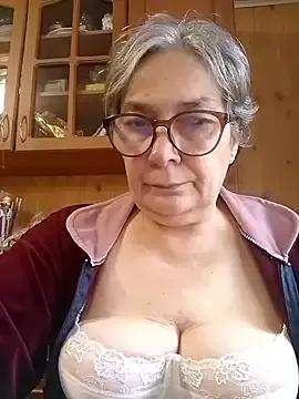IrinaSweet54 from StripChat is Freechat