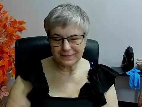 IrisDream from StripChat is Freechat