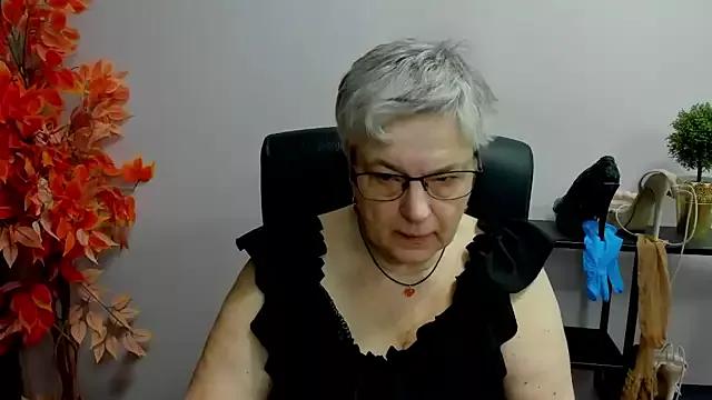 IrisDream from StripChat is Freechat