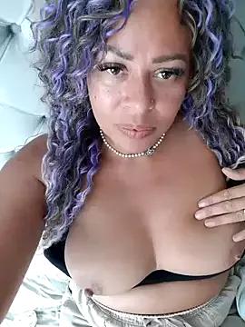 irishcoffee1203 from StripChat is Freechat