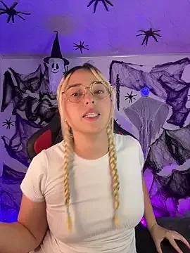 Check out our webcam shows gallery and message on a personal level with our sweet squirt cams hosts, showing off their natural physiques and sex toys.