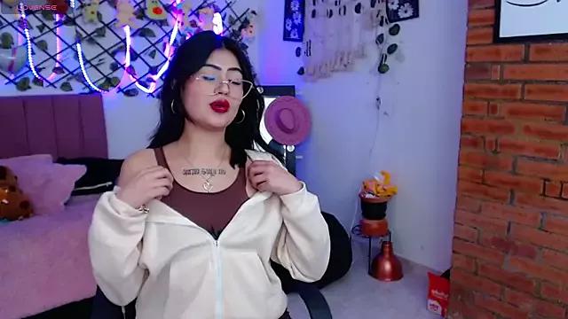 Check out our webcam shows gallery and message on a personal level with our sweet squirt cams hosts, showing off their natural physiques and sex toys.