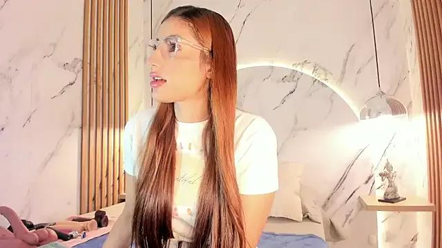 IsabelaStefano from StripChat is Freechat