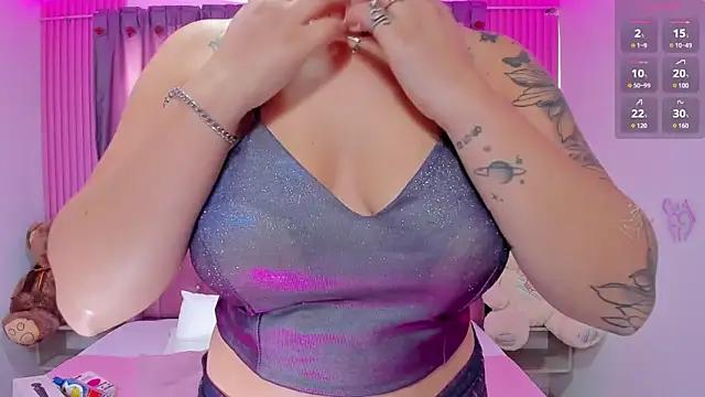 Check out our webcam shows gallery and message on a personal level with our sweet squirt cams hosts, showing off their natural physiques and sex toys.