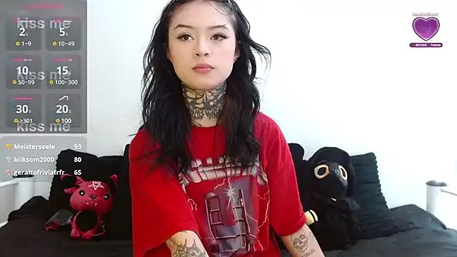 Check out our webcam shows gallery and message on a personal level with our sweet squirt cams hosts, showing off their natural physiques and sex toys.
