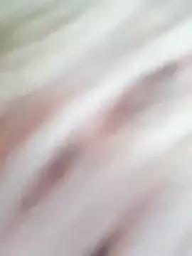 IsabellaBoni from StripChat is Freechat