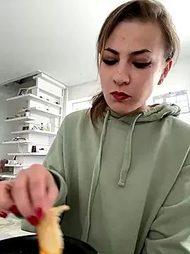 IsabellaEtha from StripChat is Freechat