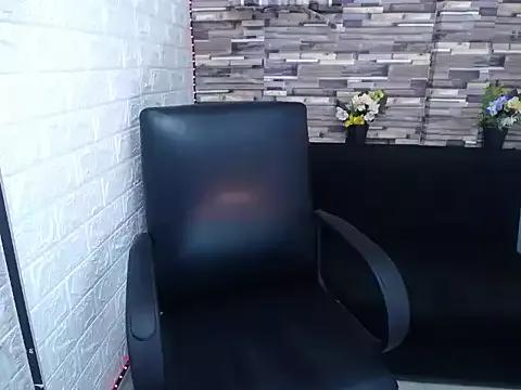 isabelsaenzxx from StripChat is Freechat