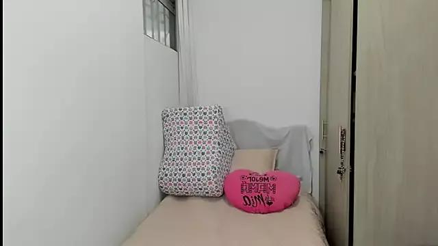 Isbettyche from StripChat is Freechat