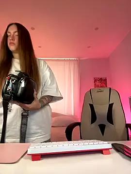 Check out our webcam shows gallery and message on a personal level with our sweet squirt cams hosts, showing off their natural physiques and sex toys.