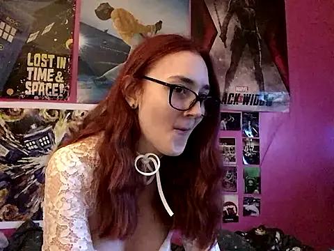 ivysplayhouse from StripChat is Freechat