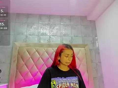 IzzyHilton_ from StripChat is Freechat