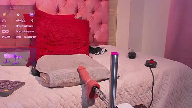 Check out our webcam shows gallery and message on a personal level with our sweet squirt cams hosts, showing off their natural physiques and sex toys.