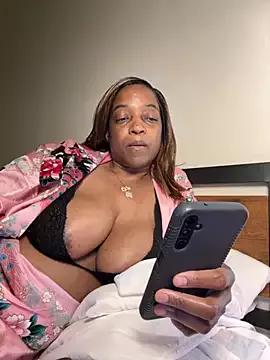JamaicanSexyAss from StripChat is Freechat