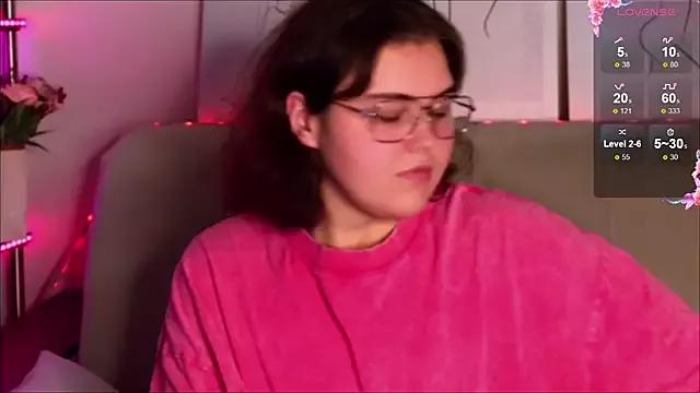 Jane_Curvyy from StripChat is Freechat