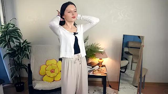 Check out our webcam shows gallery and message on a personal level with our sweet squirt cams hosts, showing off their natural physiques and sex toys.