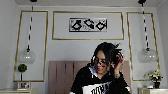 Check out our webcam shows gallery and message on a personal level with our sweet squirt cams hosts, showing off their natural physiques and sex toys.