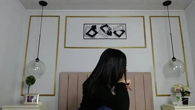 Check out our webcam shows gallery and message on a personal level with our sweet squirt cams hosts, showing off their natural physiques and sex toys.