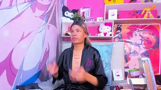 Check out our webcam shows gallery and message on a personal level with our sweet squirt cams hosts, showing off their natural physiques and sex toys.