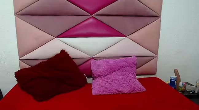 Check out our webcam shows gallery and message on a personal level with our sweet squirt cams hosts, showing off their natural physiques and sex toys.