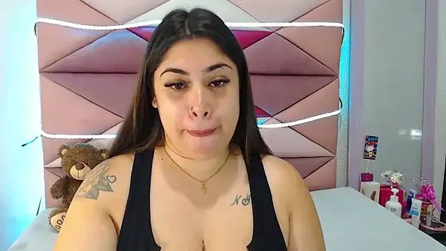 Check out our webcam shows gallery and message on a personal level with our sweet squirt cams hosts, showing off their natural physiques and sex toys.
