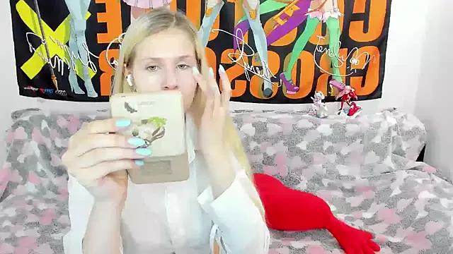 Check out our webcam shows gallery and message on a personal level with our sweet squirt cams hosts, showing off their natural physiques and sex toys.