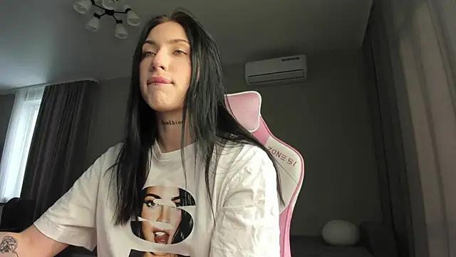 Check out our webcam shows gallery and message on a personal level with our sweet squirt cams hosts, showing off their natural physiques and sex toys.