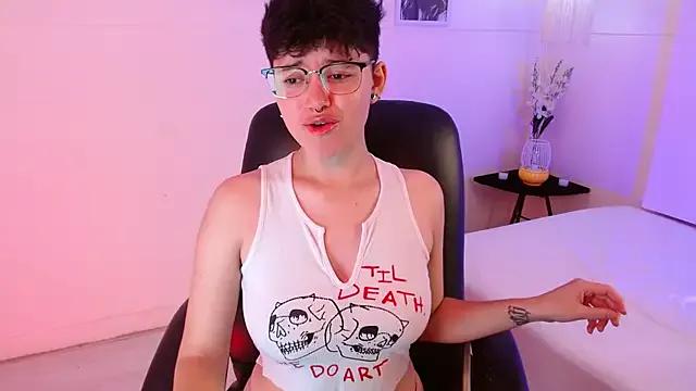 Check out our webcam shows gallery and message on a personal level with our sweet squirt cams hosts, showing off their natural physiques and sex toys.