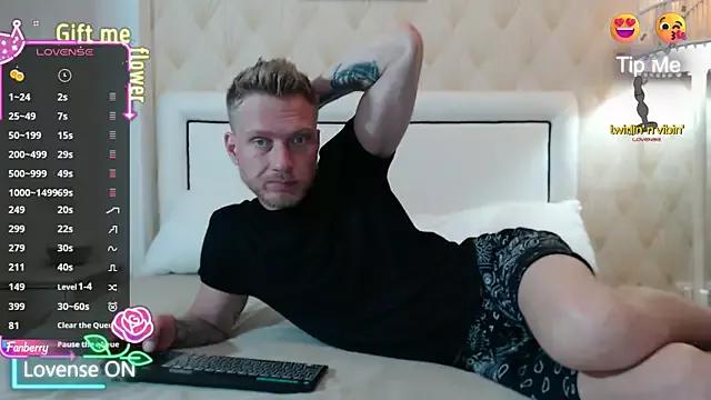 JessicaSteve from StripChat is Freechat