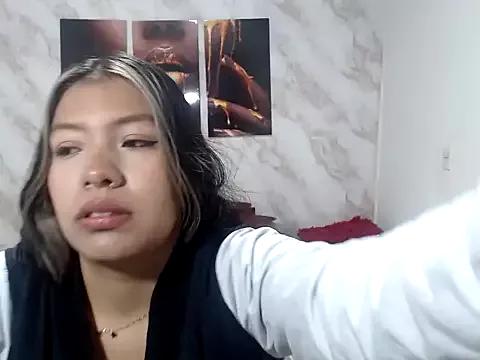 Check out our webcam shows gallery and message on a personal level with our sweet squirt cams hosts, showing off their natural physiques and sex toys.