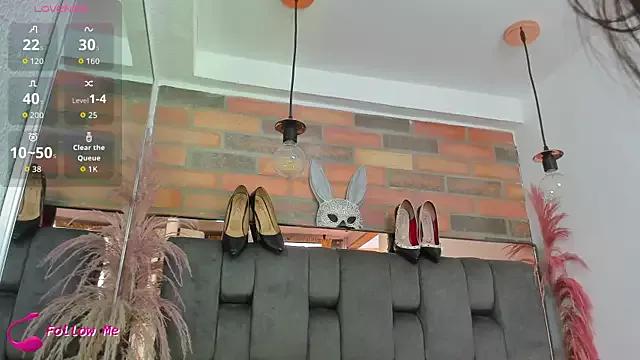 Check out our webcam shows gallery and message on a personal level with our sweet squirt cams hosts, showing off their natural physiques and sex toys.