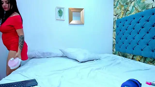 Check out our webcam shows gallery and message on a personal level with our sweet squirt cams hosts, showing off their natural physiques and sex toys.