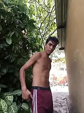 Jhon-big-cock from StripChat is Freechat