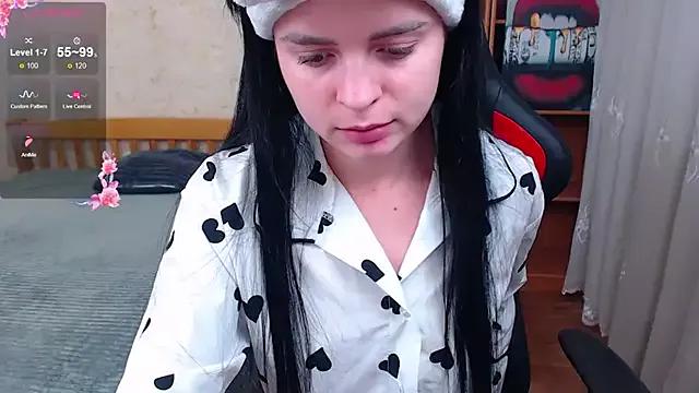 Check out our webcam shows gallery and message on a personal level with our sweet squirt cams hosts, showing off their natural physiques and sex toys.