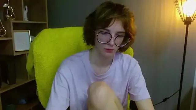 juicyPenny from StripChat is Freechat
