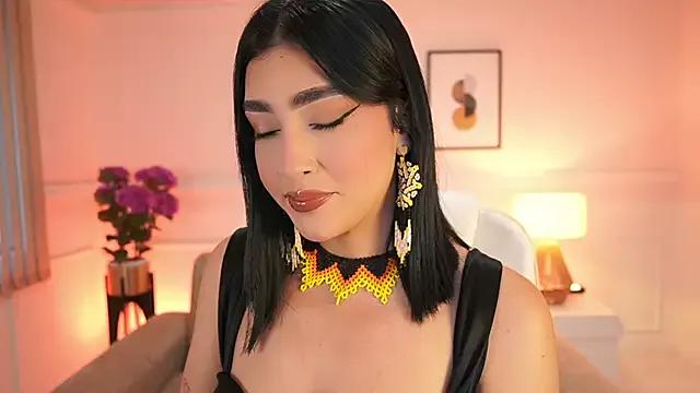 Check out our webcam shows gallery and message on a personal level with our sweet squirt cams hosts, showing off their natural physiques and sex toys.