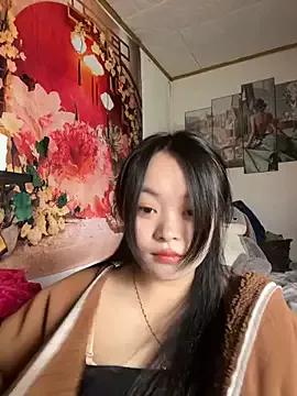 Julia-Elsa from StripChat is Freechat