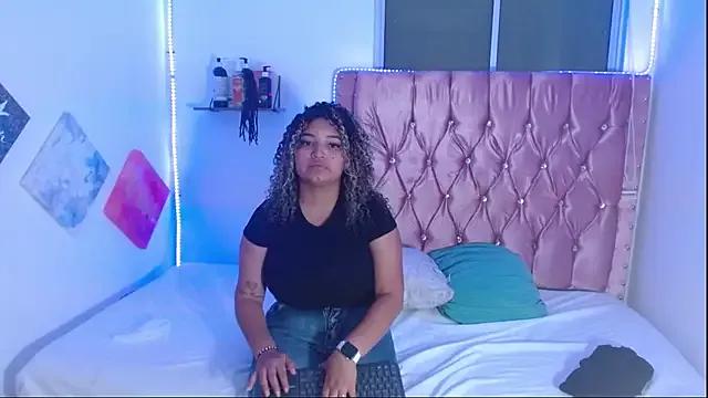 Julia_Boobs from StripChat is Freechat