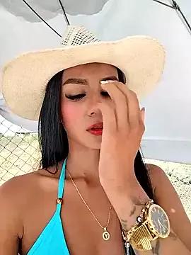 Check out our webcam shows gallery and message on a personal level with our sweet squirt cams hosts, showing off their natural physiques and sex toys.